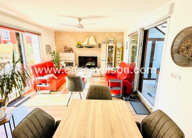 Venta - Chalet - Los Montesinos