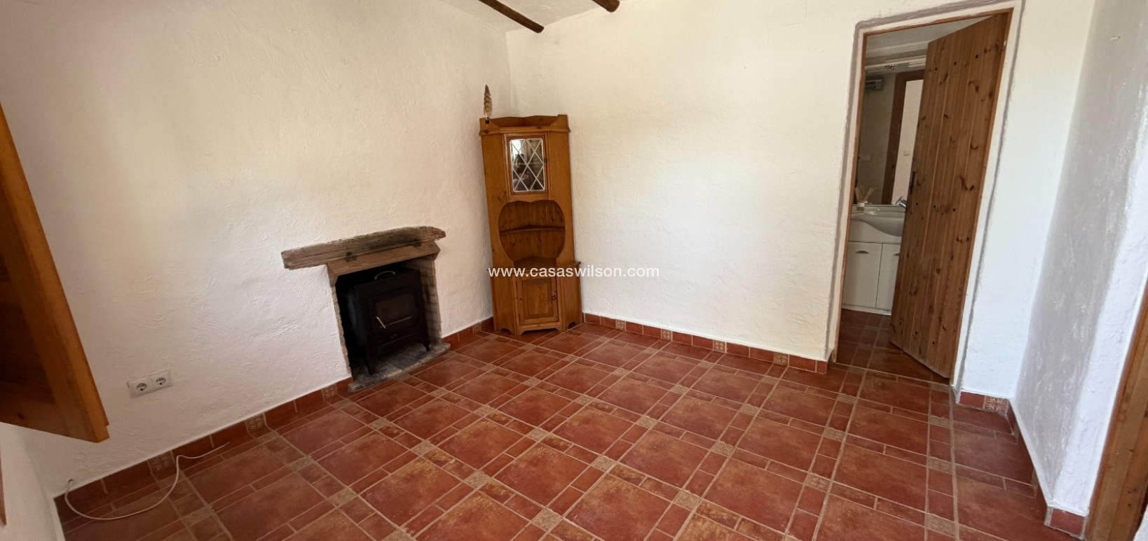 Sale - Country Property - 