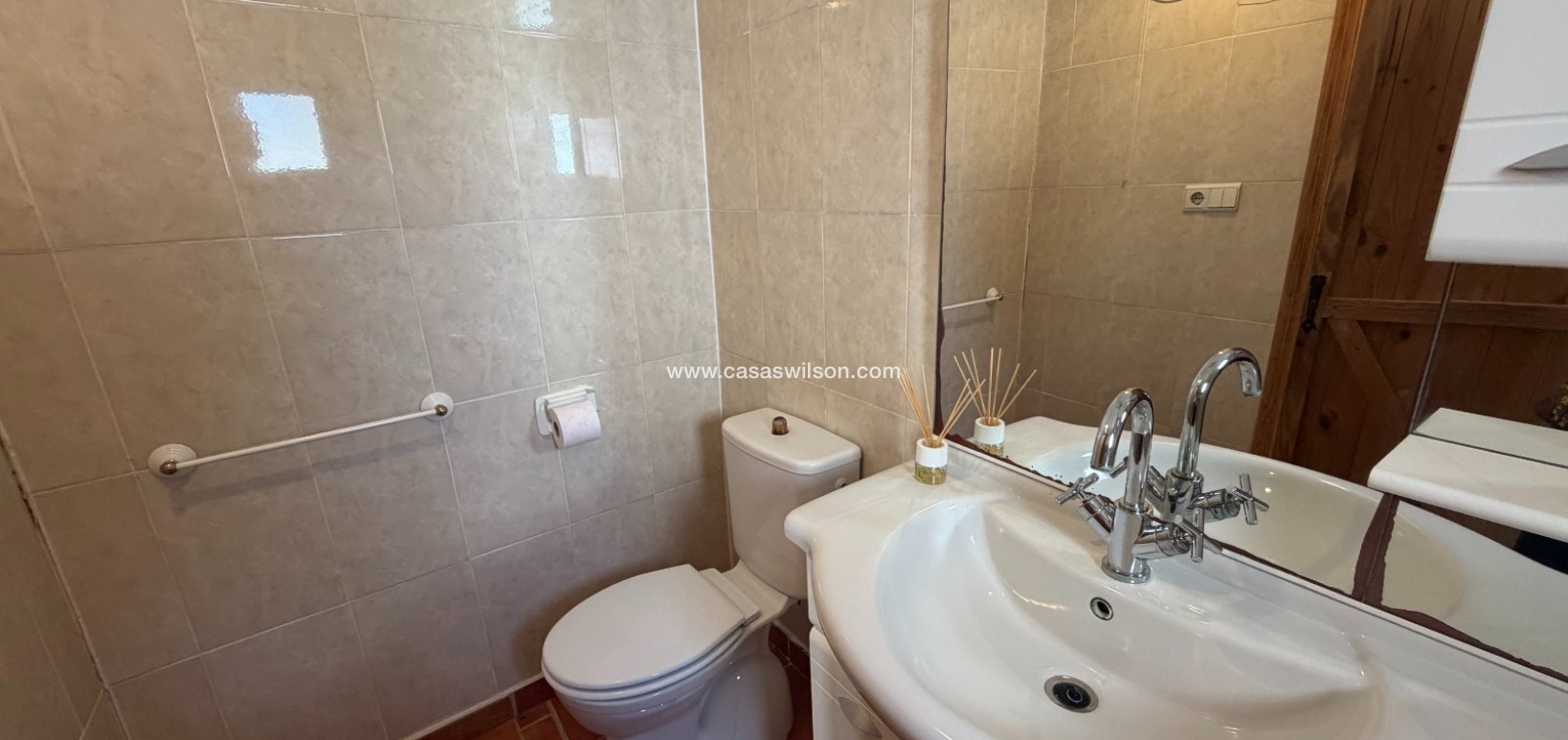 Sale - Country Property - 
