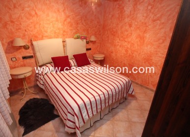 Sale - Finca / Country House -  - Costa Blanca Sur