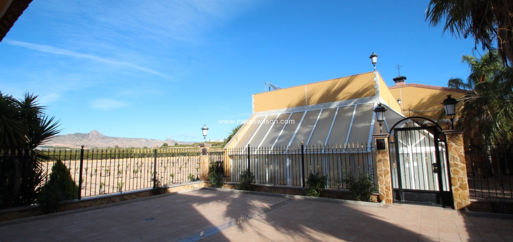 Sale - Finca / Country House -  - Costa Blanca Sur