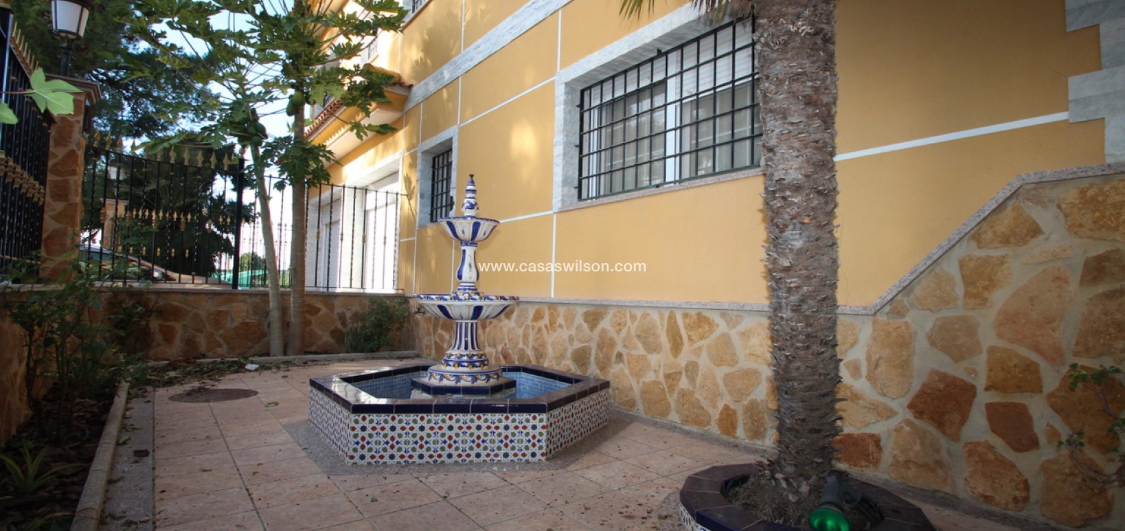 Sale - Finca / Country House -  - Costa Blanca Sur