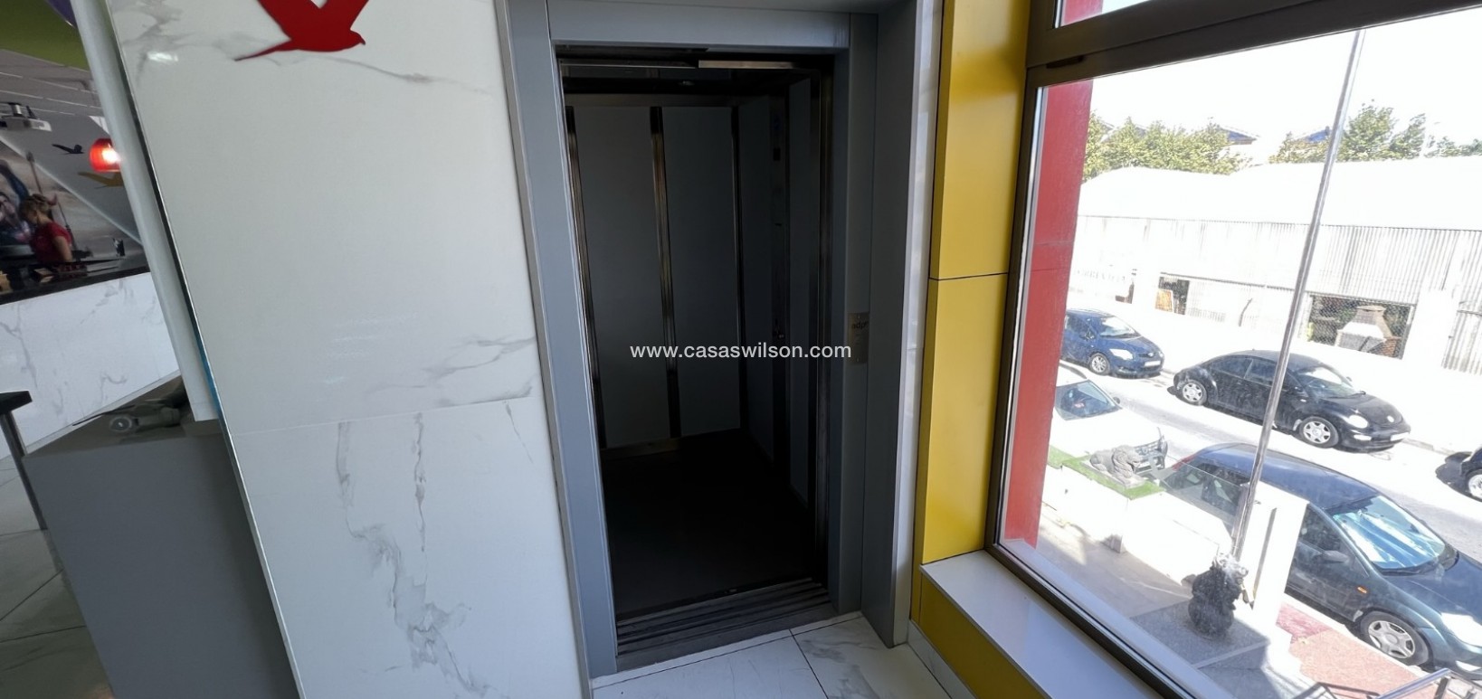 Sale - commercial - Torrevieja - Costa Blanca Sur