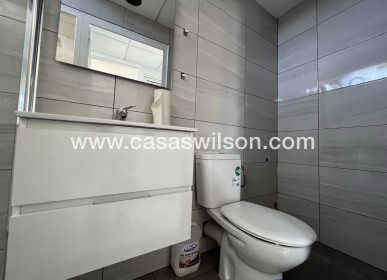 Sale - commercial - Torrevieja - Costa Blanca Sur