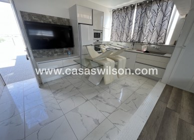 Sale - commercial - Torrevieja - Costa Blanca Sur