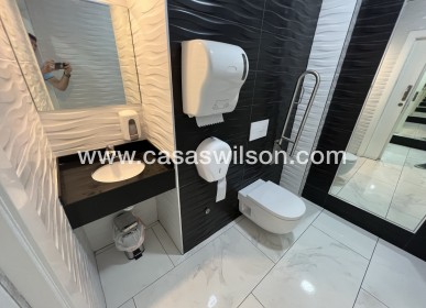 Sale - commercial - Torrevieja - Costa Blanca Sur