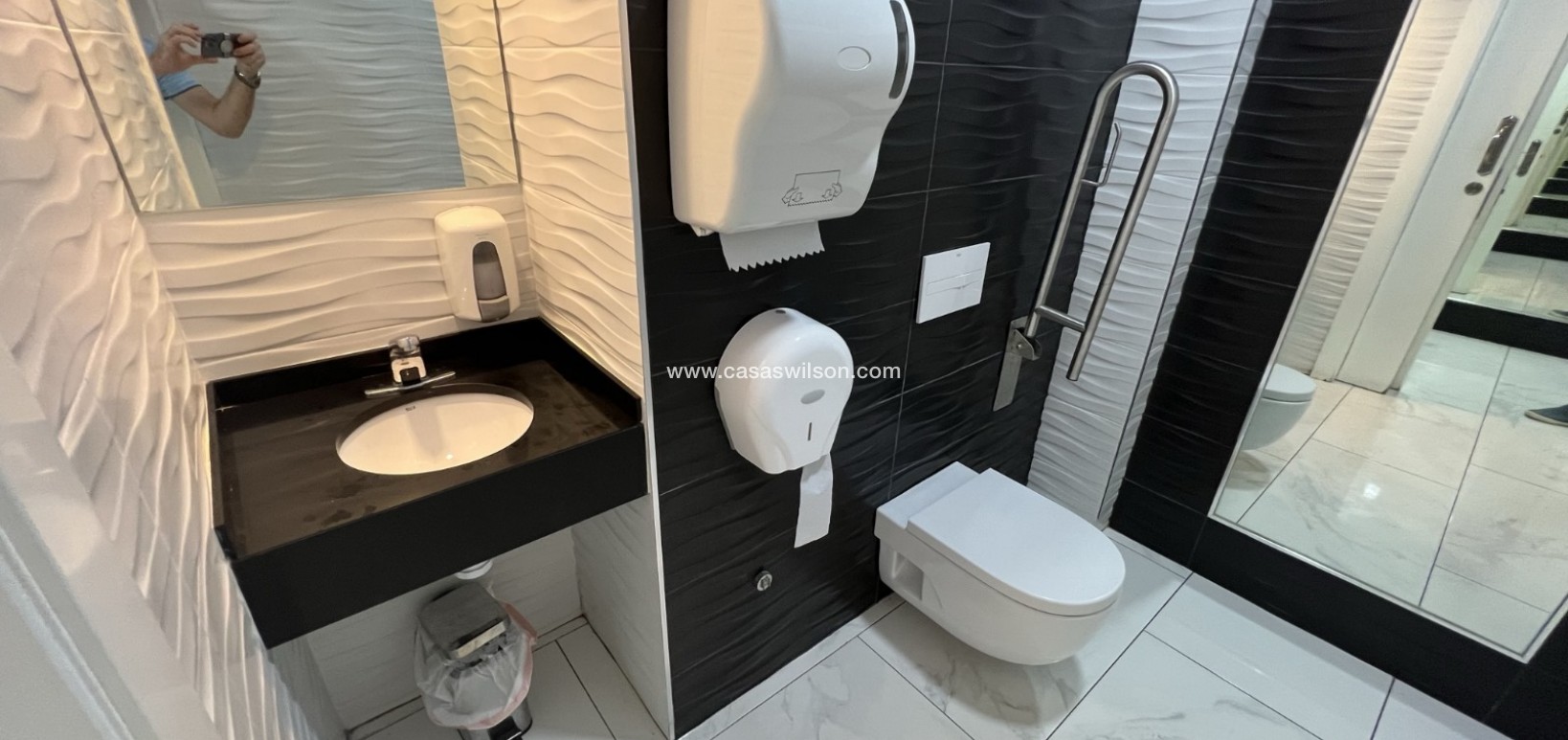 Sale - commercial - Torrevieja - Costa Blanca Sur