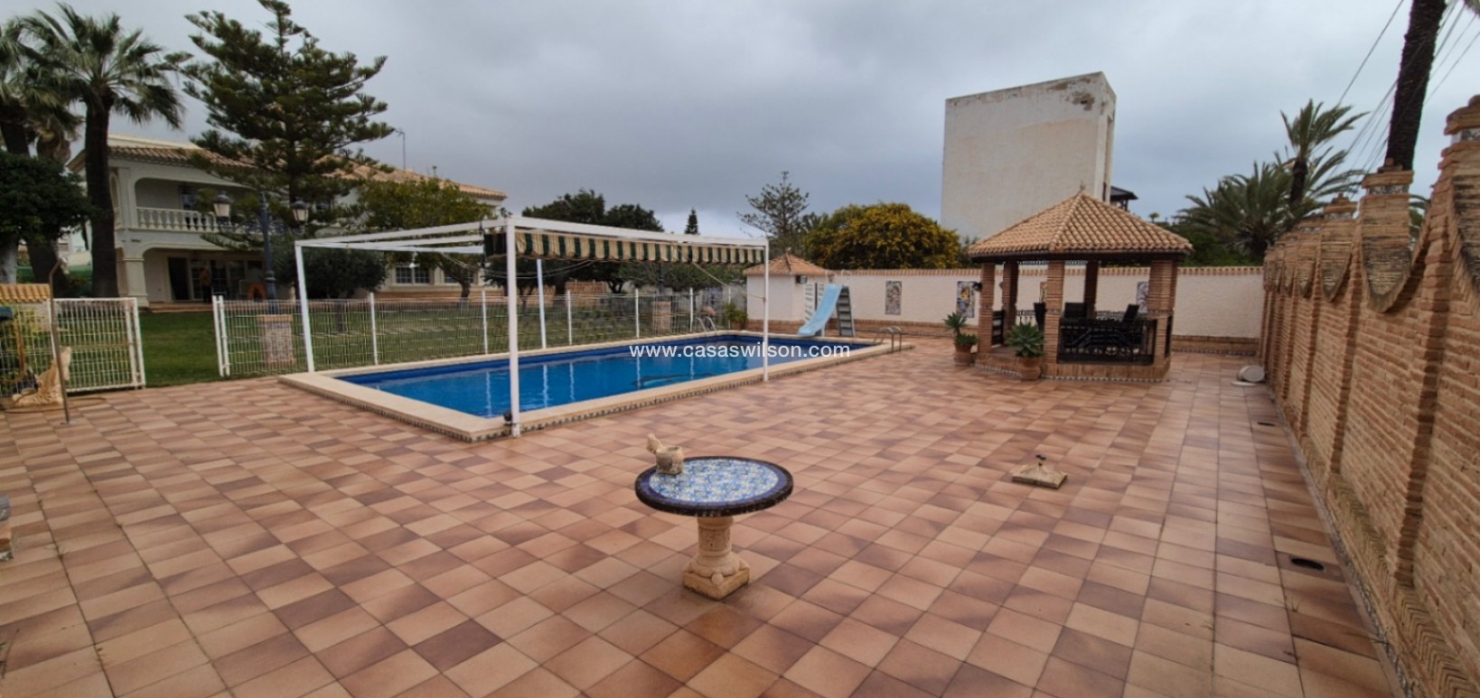 Sale - Villa - Orihuela - Costa Blanca Sur
