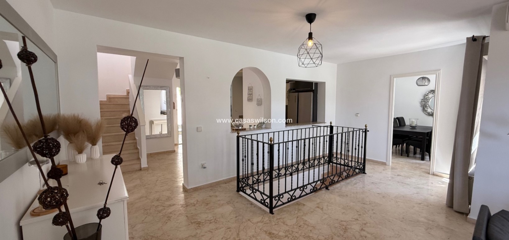 Sale - Villa - Orihuela - Costa Blanca Sur