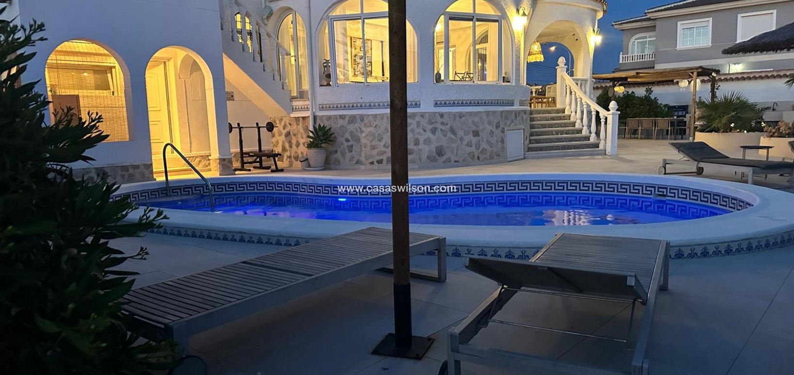 Sale - Villa - Torrevieja - Costa Blanca Sur