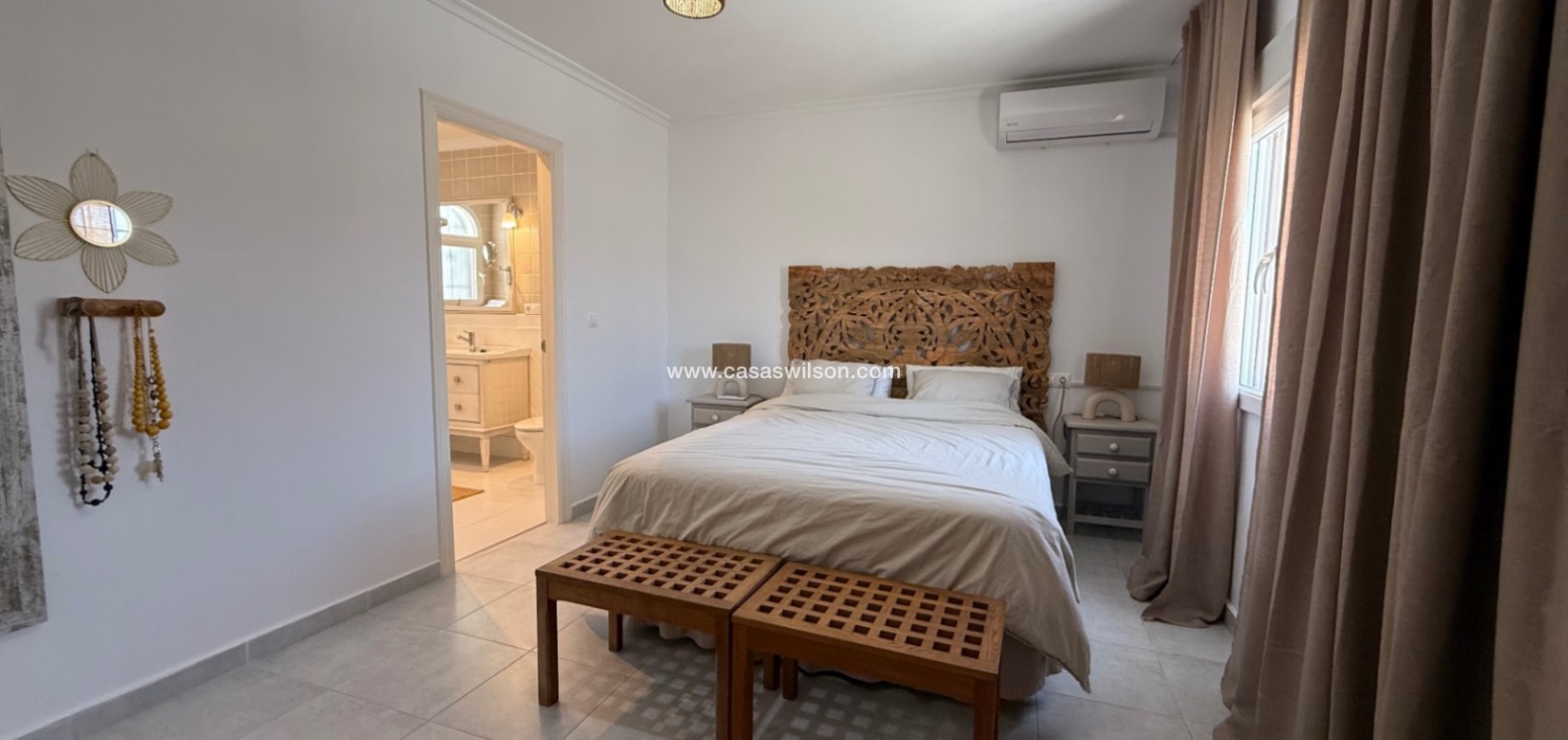 Sale - Villa - Torrevieja - Costa Blanca Sur