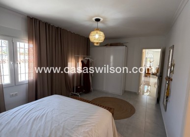 Sale - Villa - Torrevieja - Costa Blanca Sur