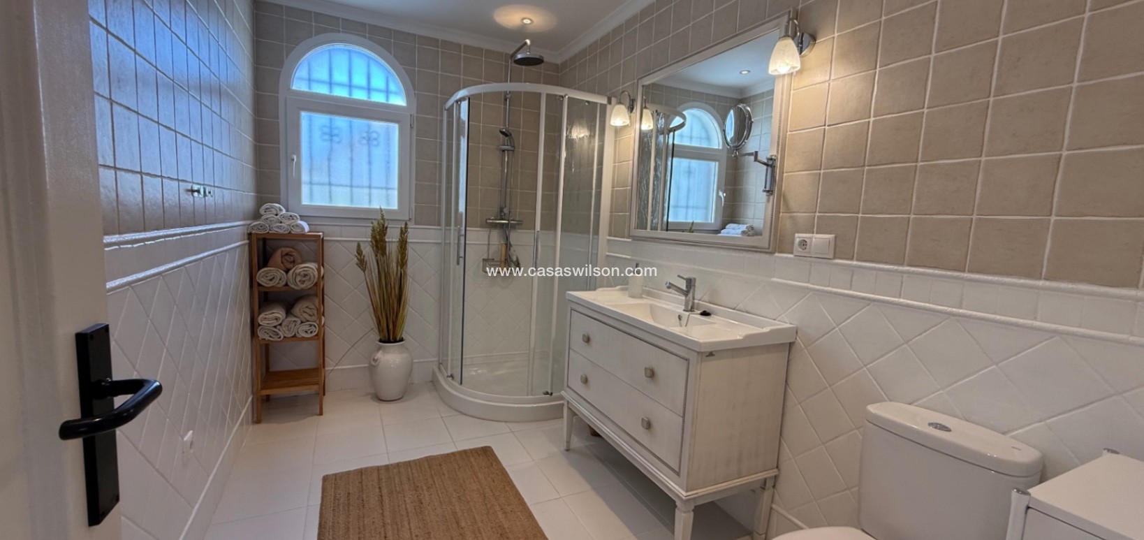 Sale - Villa - Torrevieja - Costa Blanca Sur