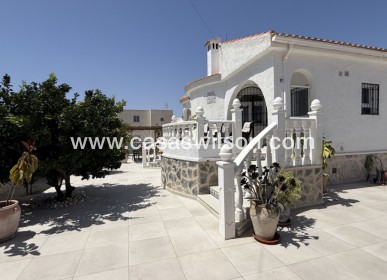Sale - Villa - Torrevieja - Costa Blanca Sur