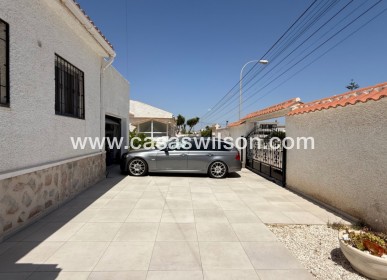 Sale - Villa - Torrevieja - Costa Blanca Sur