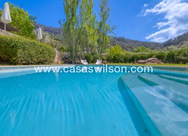 Sale - Villa - Esporlas - Mallorca