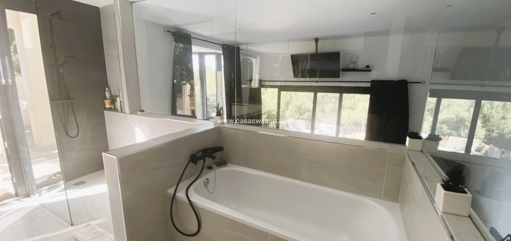 Sale - Villa - Calviá - Mallorca