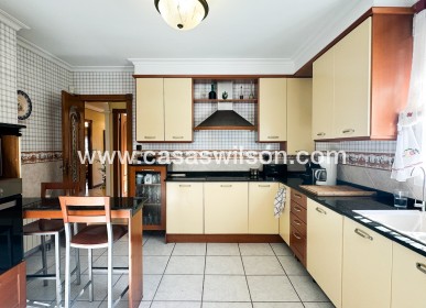 Venta - Chalet - La Mata