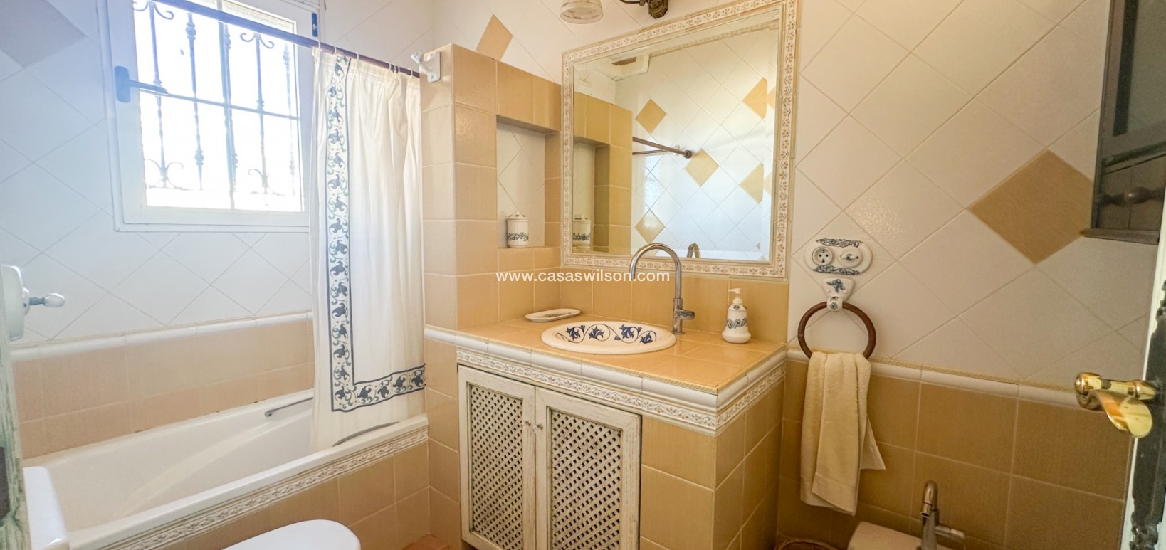 Venta - Chalet - La Mata