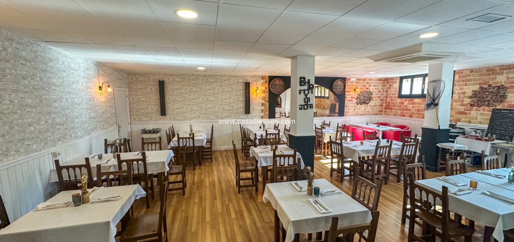 Sale - commercial - Torrevieja - Nueva Torrevieja - Aguas Nuevas