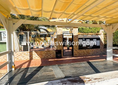 Sale - commercial - Torrevieja - Nueva Torrevieja - Aguas Nuevas