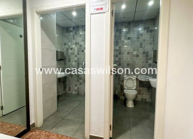 Sale - commercial - Torrevieja - Nueva Torrevieja - Aguas Nuevas