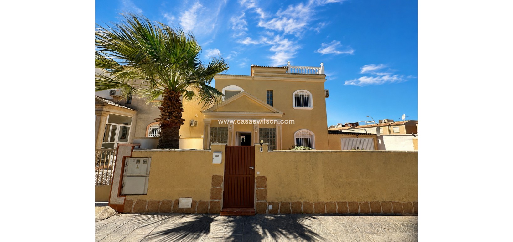Sale - Villa - Torrevieja - Nueva Torrevieja - Aguas Nuevas