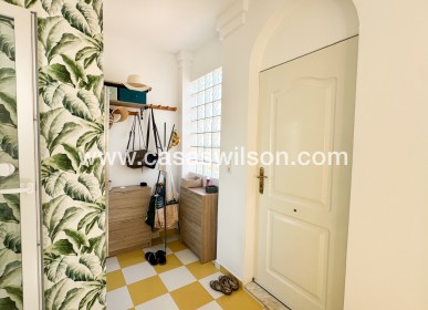 Sale - Villa - Torrevieja - Nueva Torrevieja - Aguas Nuevas