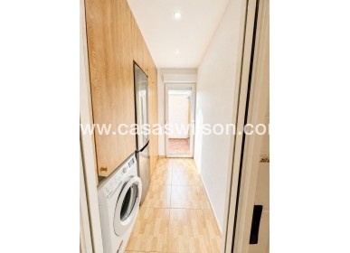 Sale - Villa - Torrevieja - Nueva Torrevieja - Aguas Nuevas