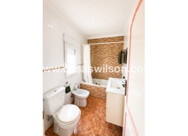 Sale - Villa - Torrevieja - Nueva Torrevieja - Aguas Nuevas