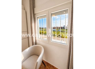 Sale - Villa - Torrevieja - Nueva Torrevieja - Aguas Nuevas