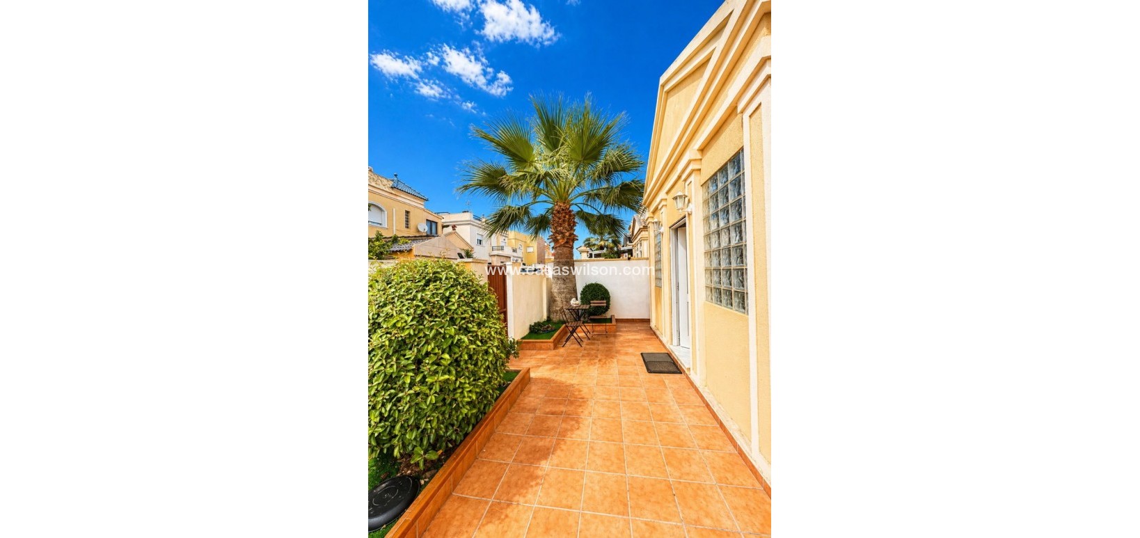 Sale - Villa - Torrevieja - Nueva Torrevieja - Aguas Nuevas