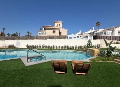 Sale - Bungalow - Ciudad Quesada