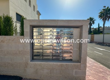 Sale - Bungalow - Ciudad Quesada