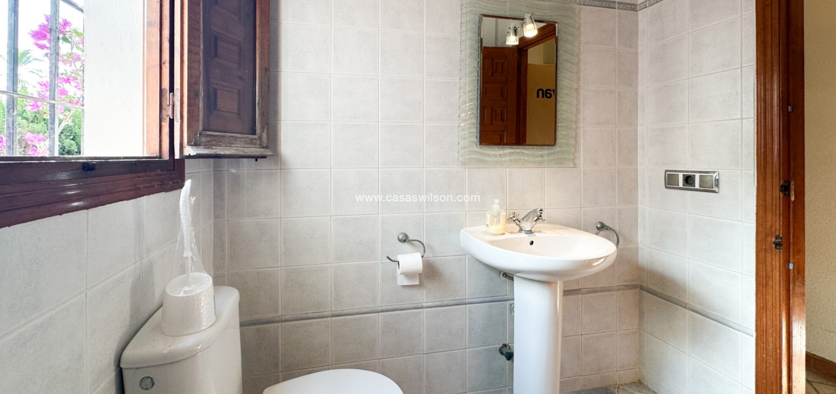 Sale - Villa - Cabo Roig