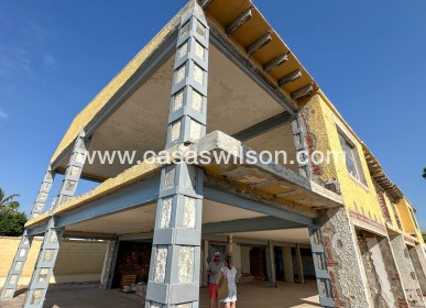 Sale - Villa - Cabo Roig