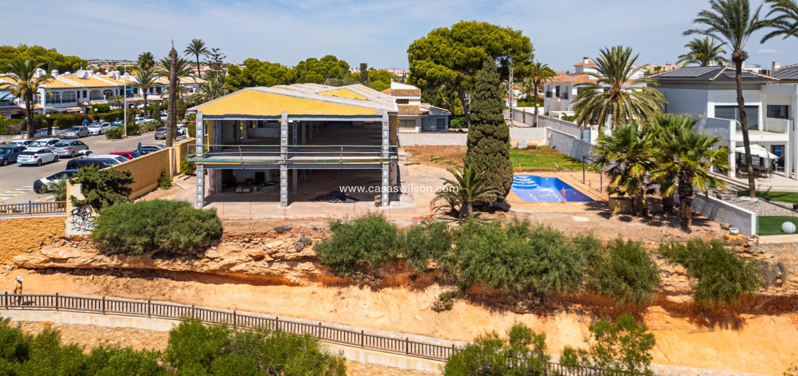 Sale - Villa - Cabo Roig