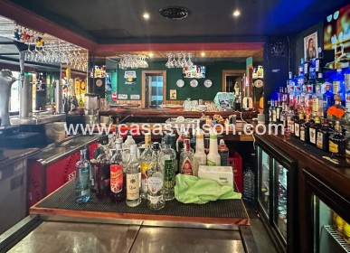 Sale - commercial - Torrevieja - Playa del Cura