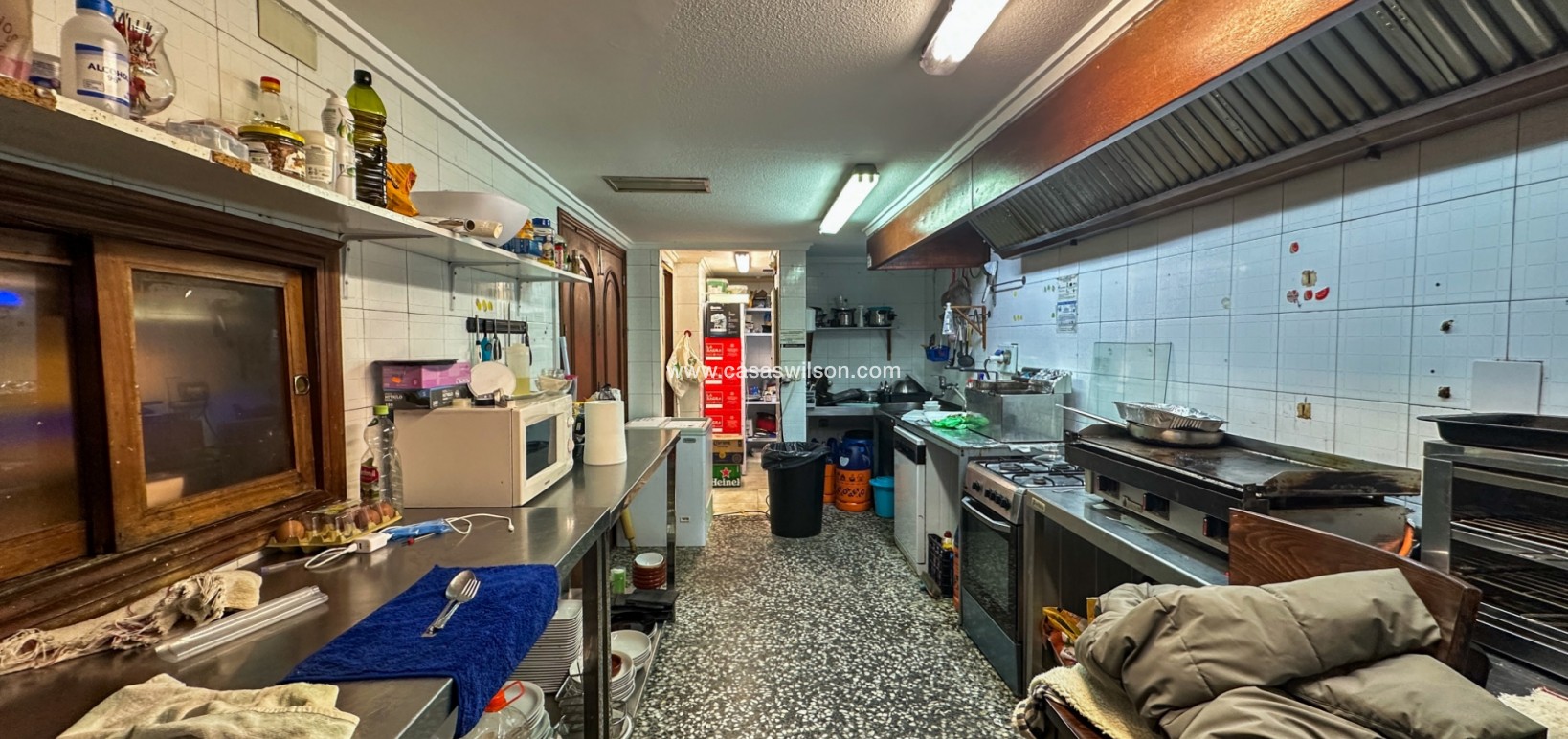 Sale - commercial - Torrevieja - Playa del Cura