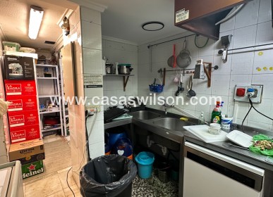 Sale - commercial - Torrevieja - Playa del Cura