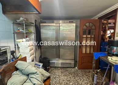 Sale - commercial - Torrevieja - Playa del Cura