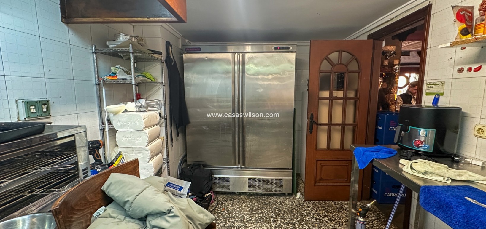 Sale - commercial - Torrevieja - Playa del Cura