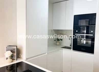 Sale - Appartement - Torrevieja - Centro