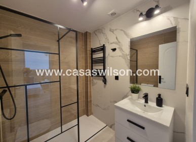 Sale - Townhouse - Alicante - La Florida