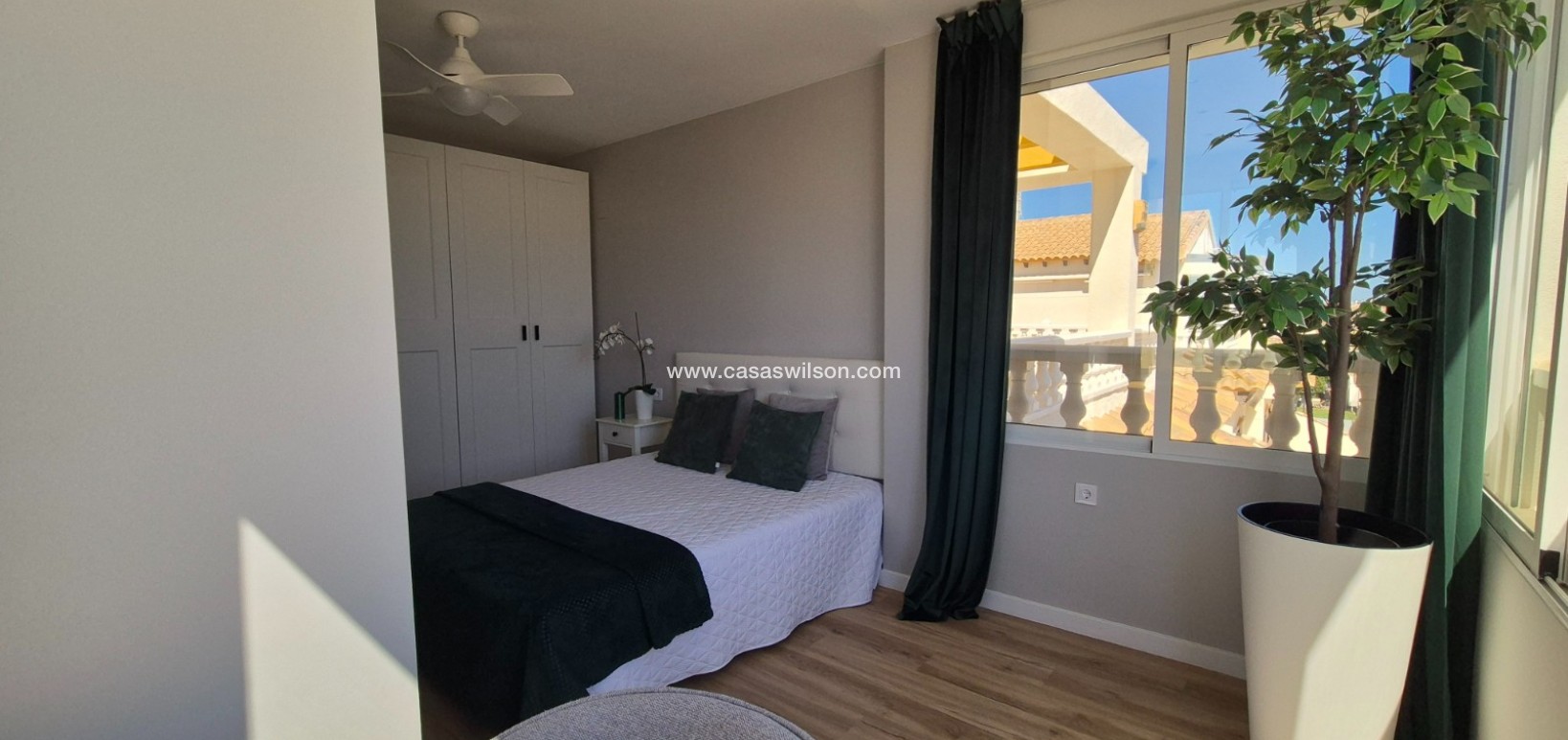 Sale - Townhouse - Alicante - La Florida