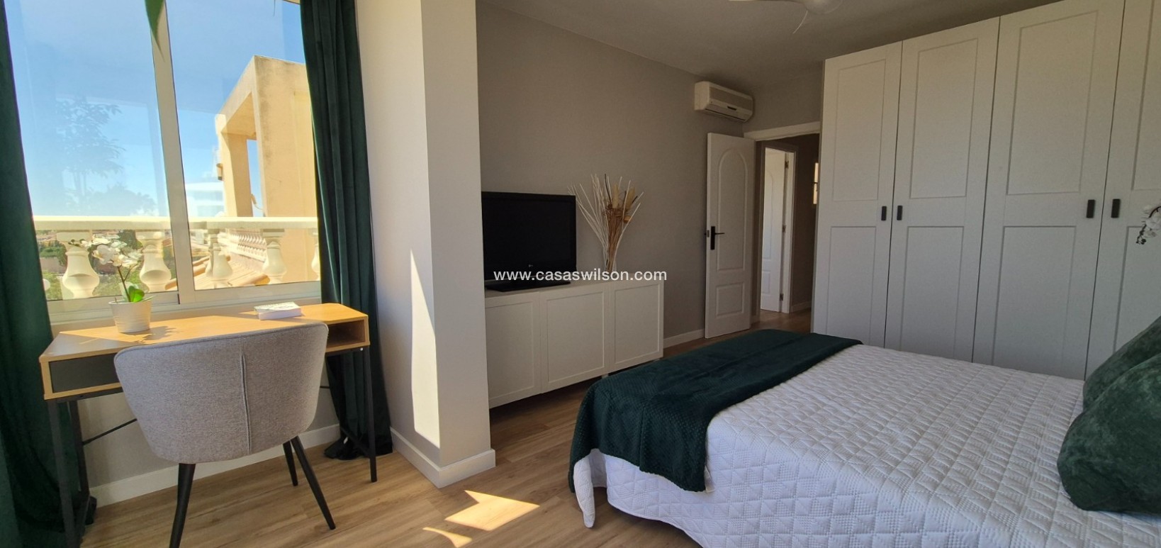 Sale - Townhouse - Alicante - La Florida