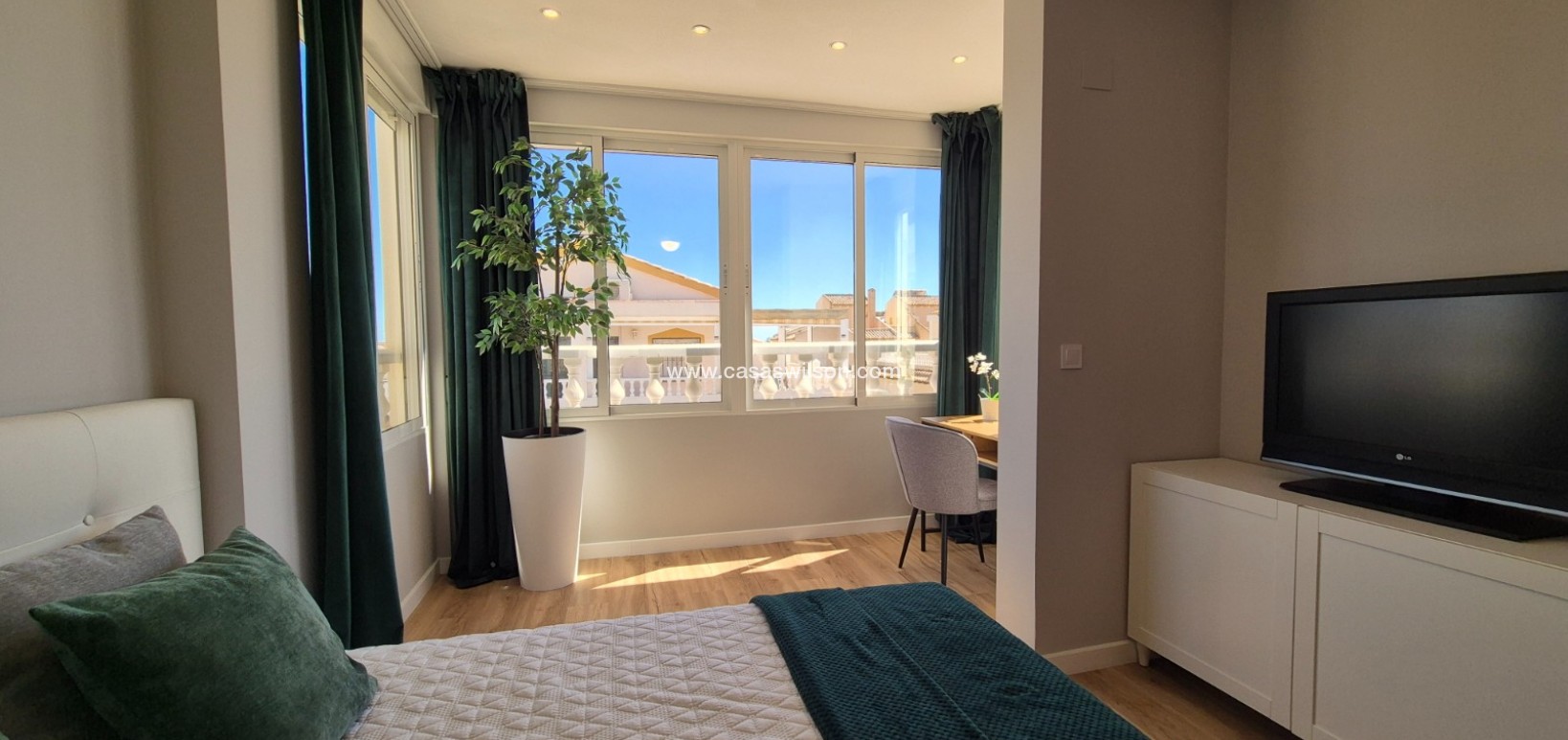 Sale - Townhouse - Alicante - La Florida