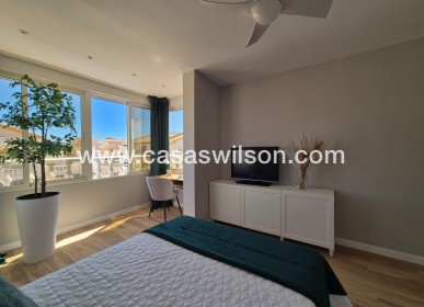 Sale - Townhouse - Alicante - La Florida