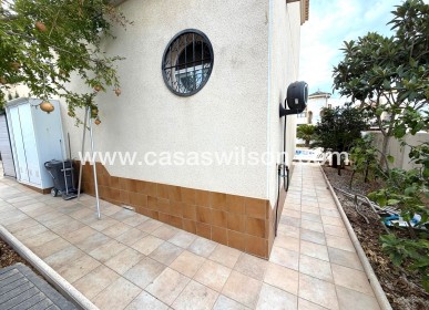 Sale - Villa - Orihuela Costa - Villamartín-Las Filipinas