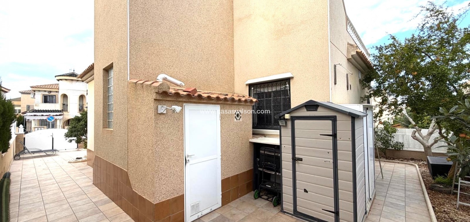 Sale - Villa - Orihuela Costa - Villamartín-Las Filipinas